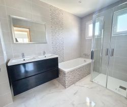 A louer APPARTEMENT T3 71 M2 VUE MER LE CANNET