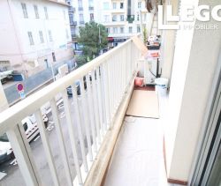 APPARTEMENT T3 77 M2 BORD DE MER NICE