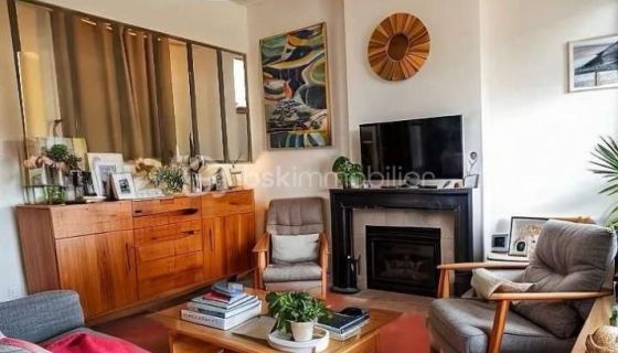 A louer APPARTEMENT T7 120 M2 BORD DE MER SETE