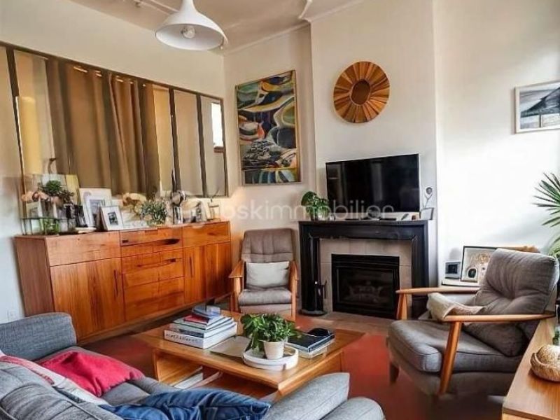 A louer APPARTEMENT T7 120 M2 BORD DE MER SETE