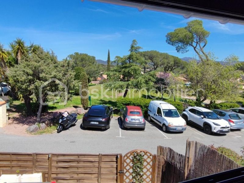 A louer APPARTEMENT NEUF T3 45 M2 TERRASSE BORD DE MER FREJUS