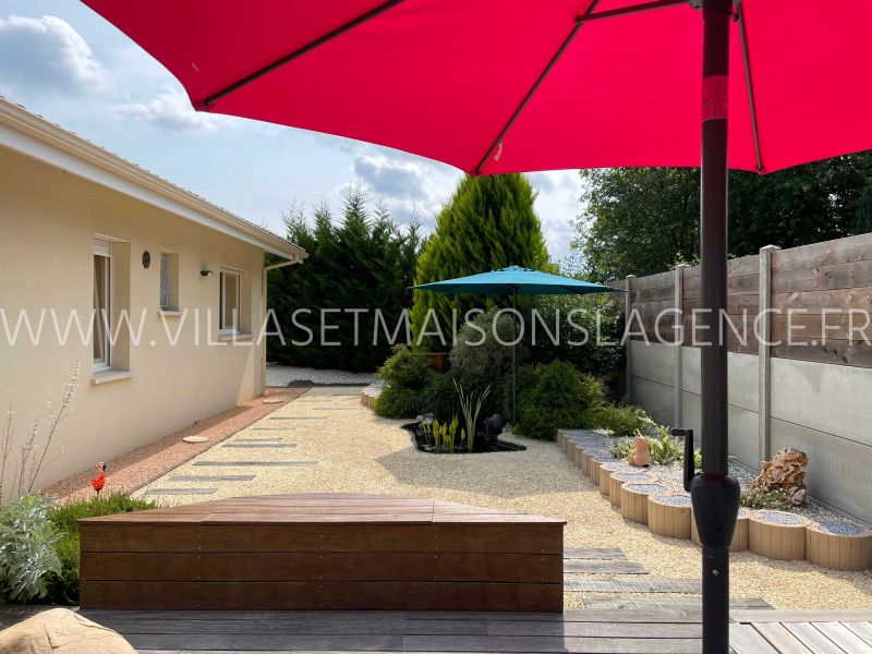 A vendre maison 5 PIECES 111 M² plain-pied PROCHE CENTRE VILLE LEGE CAP FERRET