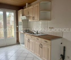 For sale 3 ROOM MAISONETTE 52 M² GROUND FLOOR LANTON