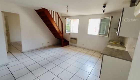 APARTAMENTO DÚPLEX T3 50 M2 MARSELLA 4º