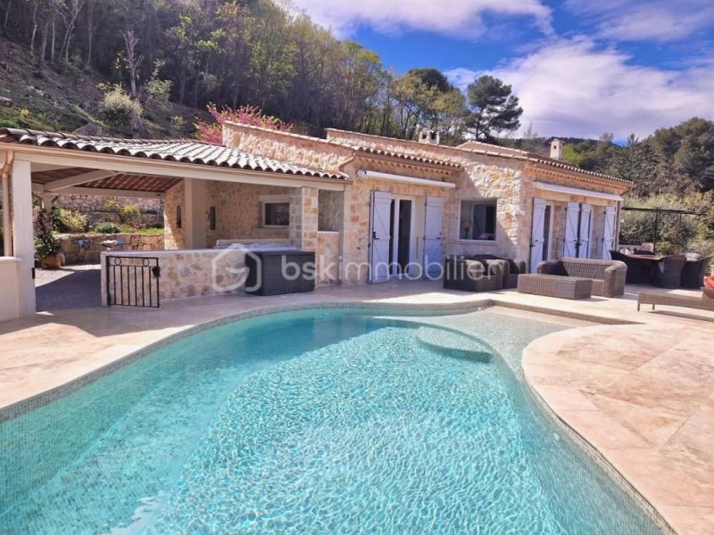 A louer MAISON  6 PIECES 240 M2  GRASSE