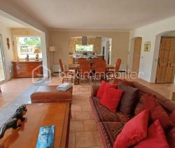 A louer MAISON  6 PIECES 240 M2  GRASSE