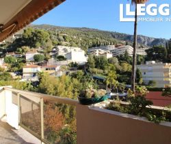 APPARTEMENT T6 84 M2 BORD DE MER MENTON