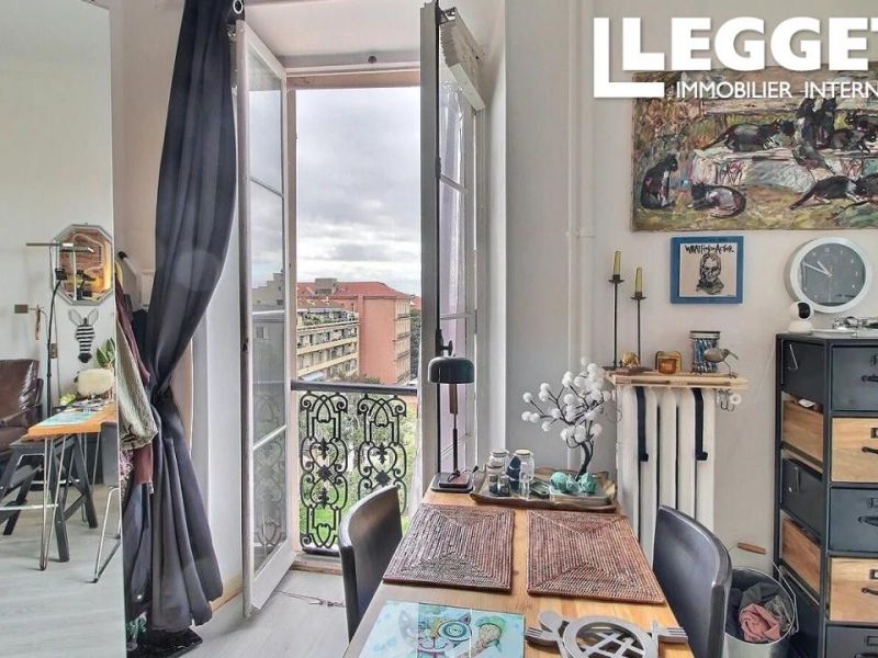 APPARTEMENT T2 58 M2 BORD DE MER MENTON