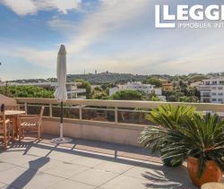 APPARTEMENT T3 127 M2 TERRASSE VUE MER JUAN LES PINS