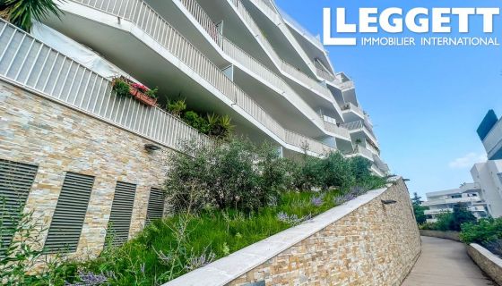 APARTAMENTO PRESTIGIO T3 80 M2 TERRAZA JUNTO AL MAR CANNES