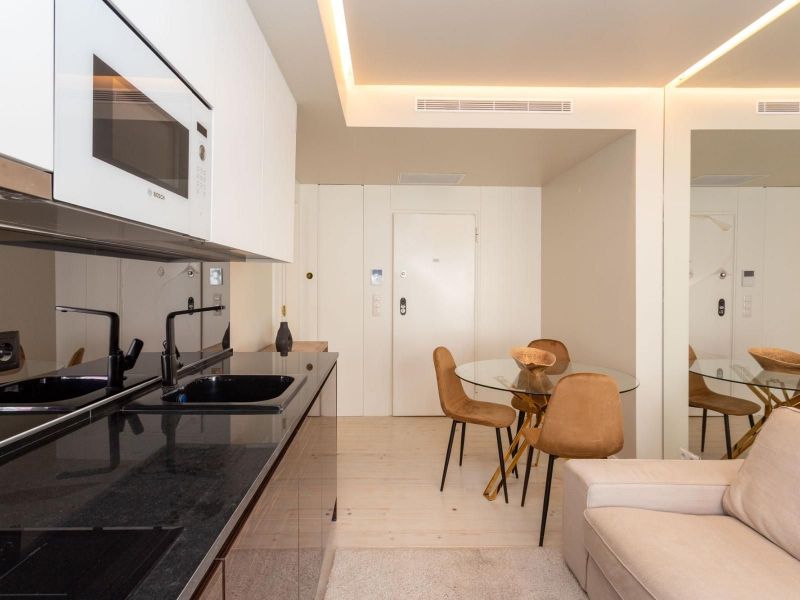 Se alquila APARTAMENTO DUPLEX T2 MISERICóRDIA