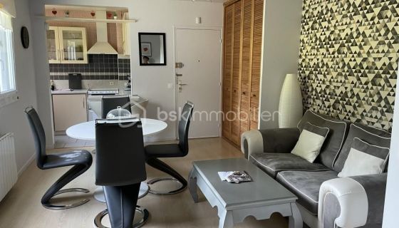 APARTAMENTO T3 52 M2 FRENTE AL MAR HONFLER