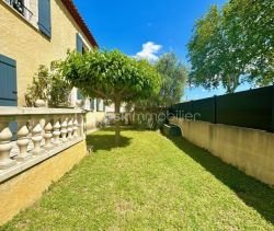 A louer MAISON  7 PIECES 170 M2  GIGNAC