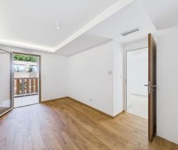 A louer APPARTEMENT DE PRESTIGE T2 45 M2 TERRASSE PIEDS DANS L'EAU AJACCIO