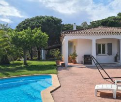 A vendre BELLE VILLA 6 PIECES 160 M² SAINT RAPHAEL VALESCURE  