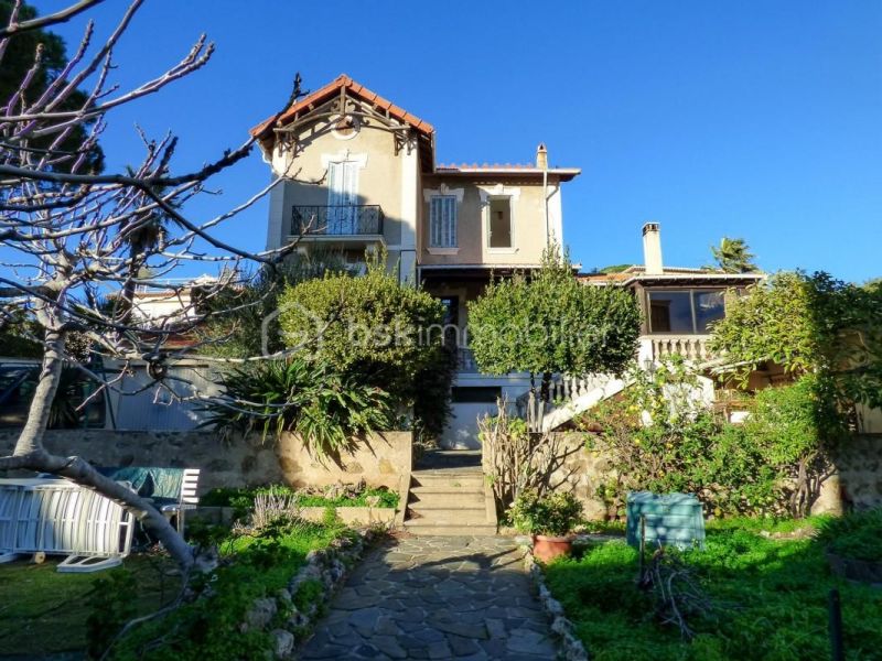 MAISON  DE MAîTRE VUE MER SAINTE MAXIME