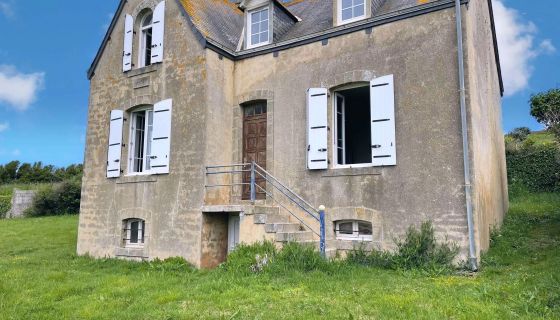 vente Maison années 30 à 20 mètres de la plage Baie de Douarnenez