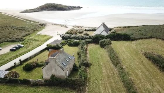 vente Maison années 30 à 20 mètres de la plage Baie de Douarnenez