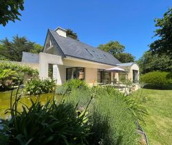 For sale Magnificent contemporary villa 8 ROOMS 210 M² SEASIDE Loctudy