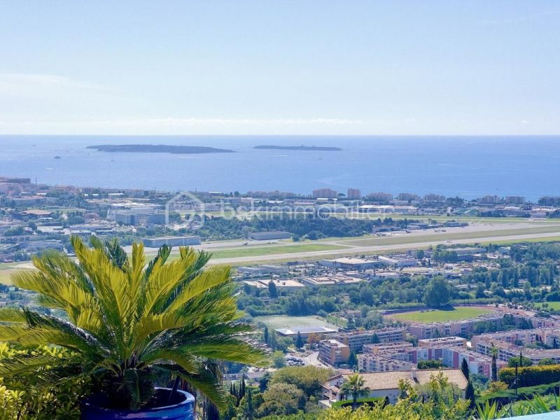 A louer MAISON  5 PIECES 137 M2 VUE MER MANDELIEU LA NAPOULE