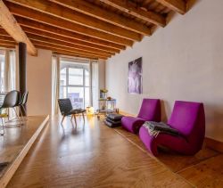 A louer LOFT  5 PIECES 138 M2  NANTES