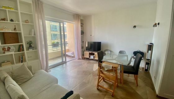 APARTAMENTO T3 60 M2 MARSELLA 9º