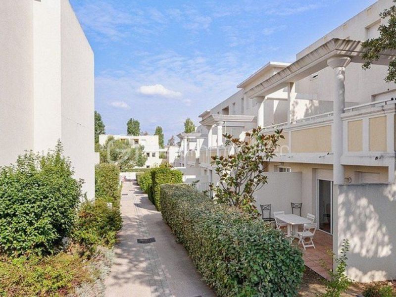 A louer APPARTEMENT T2 34 M2 BORD DE MER SIX FOURS LES PLAGES