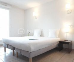 A louer APPARTEMENT T2 34 M2 BORD DE MER SIX FOURS LES PLAGES