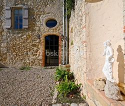 MAISON  DE MAîTRE  GRASSE