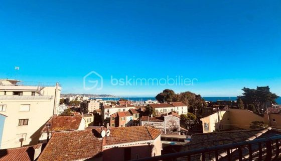 A louer APPARTEMENT DUPLEX T4 105 M2 VUE MER MANDELIEU LA NAPOULE