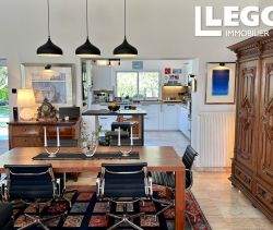 A louer MAISON  DE MAîTRE  GAILLAN EN MEDOC