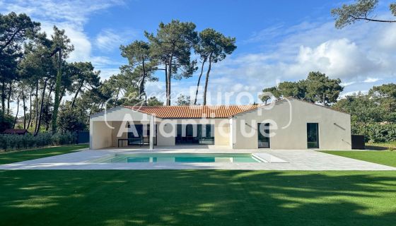 MAISON  5 PIECES 180 M2 BORD DE MER LA PALMYRE   LES MATHES