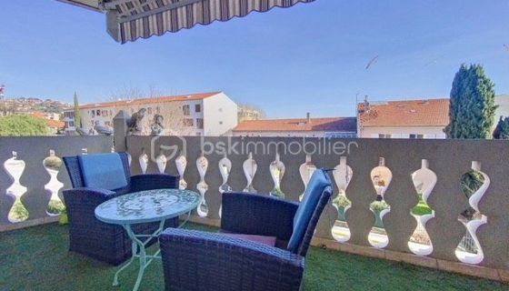 APARTAMENTO T2 52 M2 JUNTO AL MAR HYERES