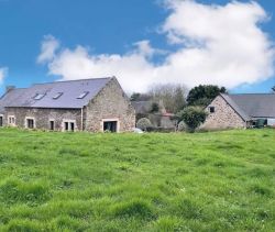 For sale Pretty farmhouse 8 ROOMS 390 M² Saint-Cast-Le-Guildo