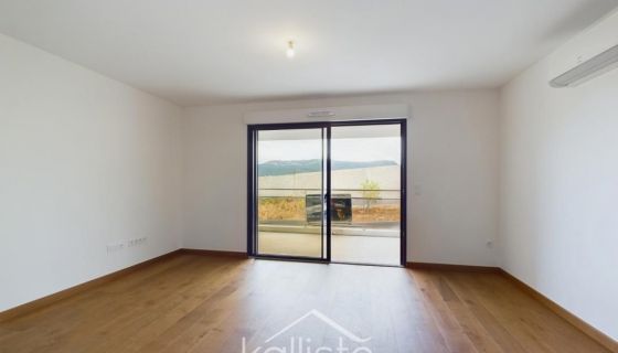 NUEVO APARTAMENTO T2 47 M2 TERRAZA JUNTO AL MAR AJACCIO