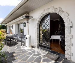 A vendre BELLE MAISON 5 PIECES 315 M² VILLEFRANQUE