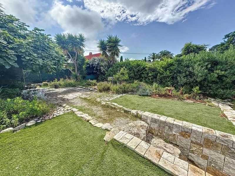 A louer MAISON  5 PIECES 125 M2 BORD DE MER ANTIBES