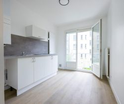 For rent T2 APARTMENT 42 M2 NANTES