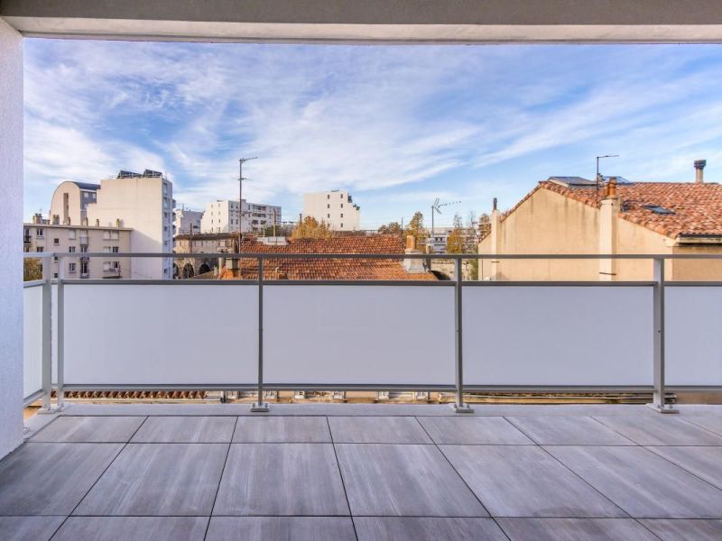 A vendre APPARTEMENT T4 75 M2 TERRASSE BORD DE MER MARSEILLE