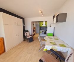 STUDIO  25 M2 PIEDS DANS L'EAU SAINT HILAIRE DE RIEZ