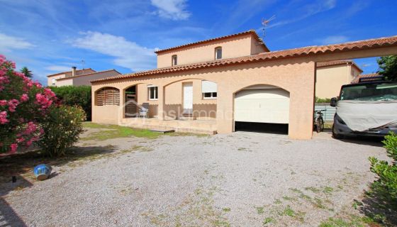 CASA DE 4 HABITACIONES 115 M2 JUNTO AL MAR SANTA MARÍA