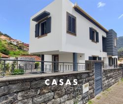 En venta Casa 4 habitaciones 150 m² Machico 