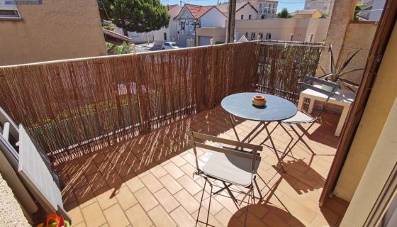 APPARTEMENT T2 35 M2 TERRASSE PIEDS DANS L'EAU VALRAS PLAGE