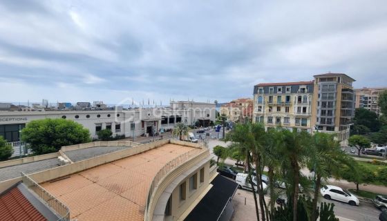 APARTAMENTO PRESTIGIO T4 168 M2 VISTAS AL MAR MENTON