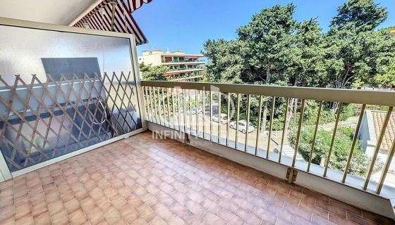 APARTAMENTO T2 65 M2 TERRAZA JUNTO AL MAR ANTIBES