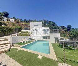 A louer MAISON  CONTEMPORAINE BORD DE MER NICE