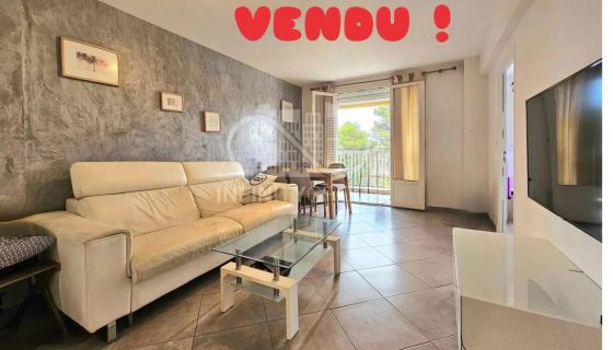 A louer APPARTEMENT T3 64 M2 BORD DE MER ANTIBES