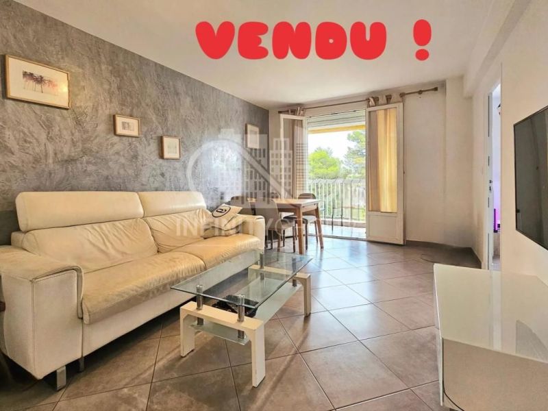 A louer APPARTEMENT T3 64 M2 BORD DE MER ANTIBES