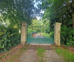 For sale Beautiful property with character 9 ROOMS 205 M² Vannes