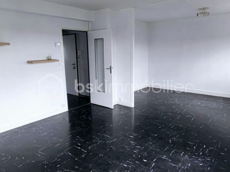 A louer APPARTEMENT T3 68 M2  AMIENS